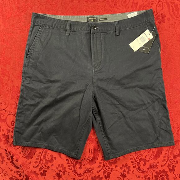 Quiksilver Shorts Mens 38 Everyday Chino Shorts Straight Fit Black New With Tags - Picture 1 of 14